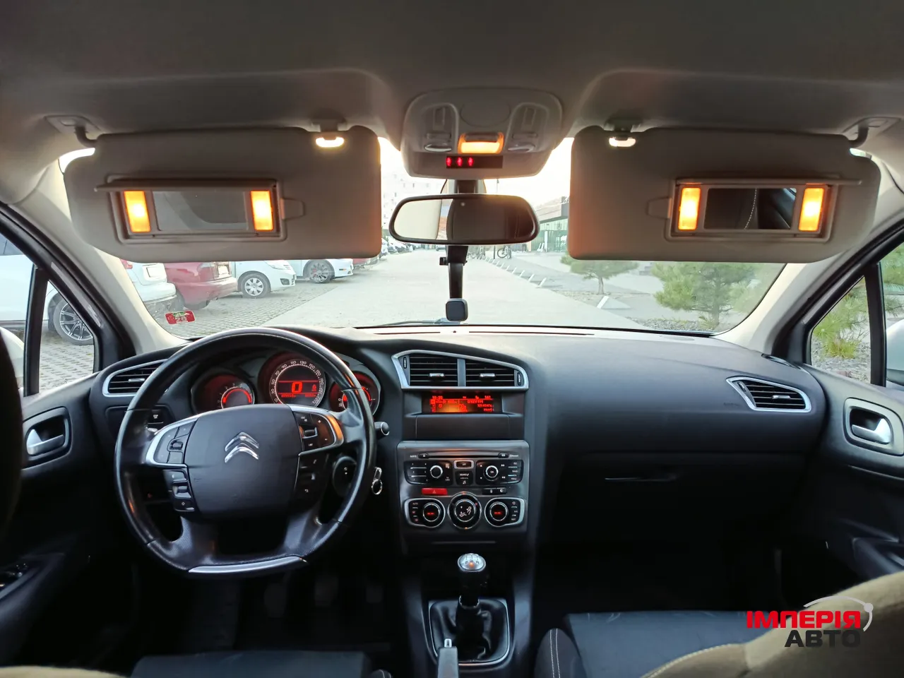 Citroen C4 - фото 8