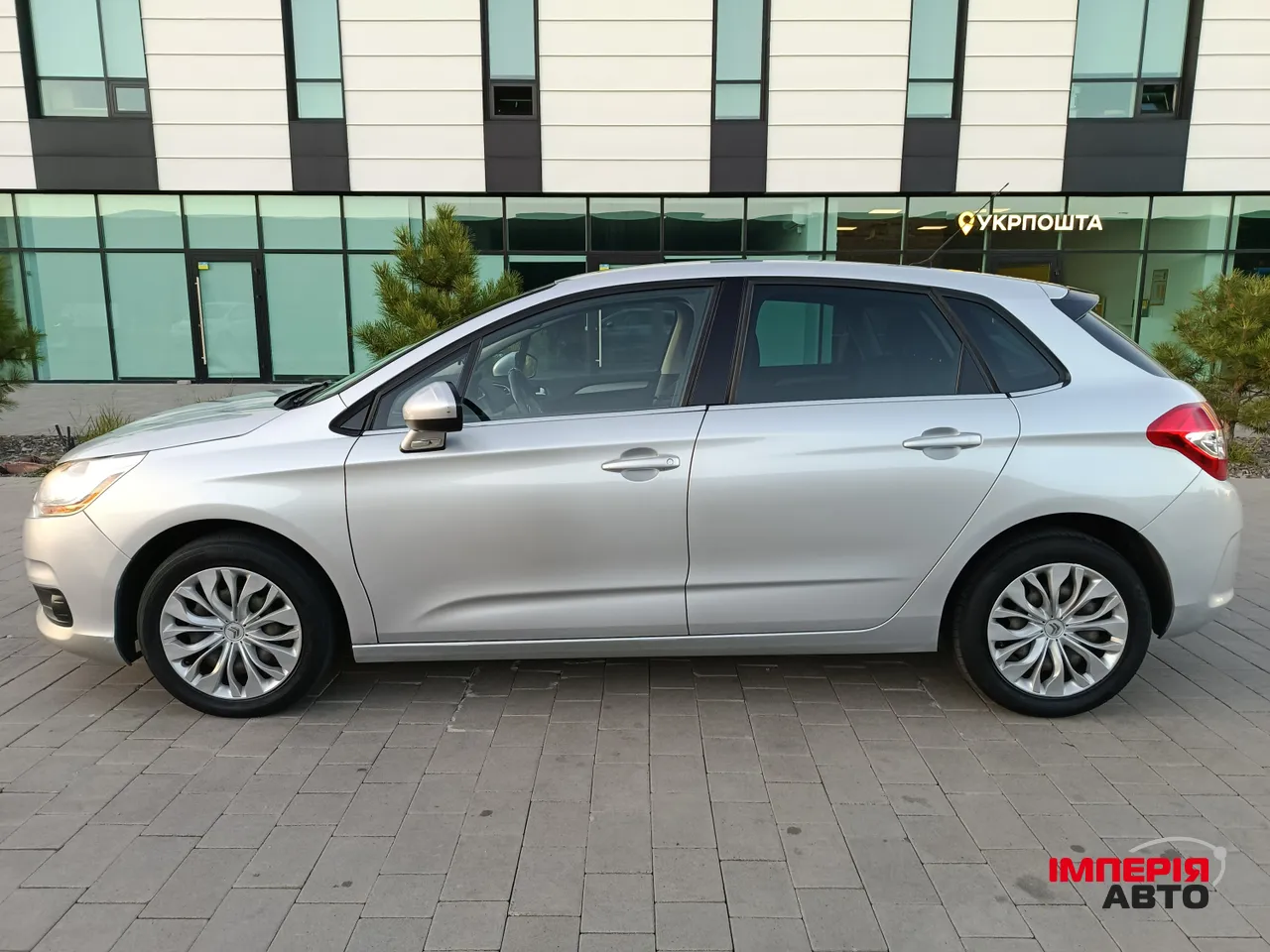 Citroen C4 - фото 7