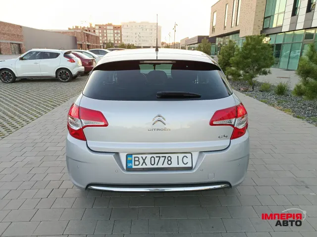 Citroen C4 - фото 5