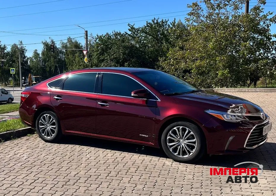 Toyota Avalon - фото 2