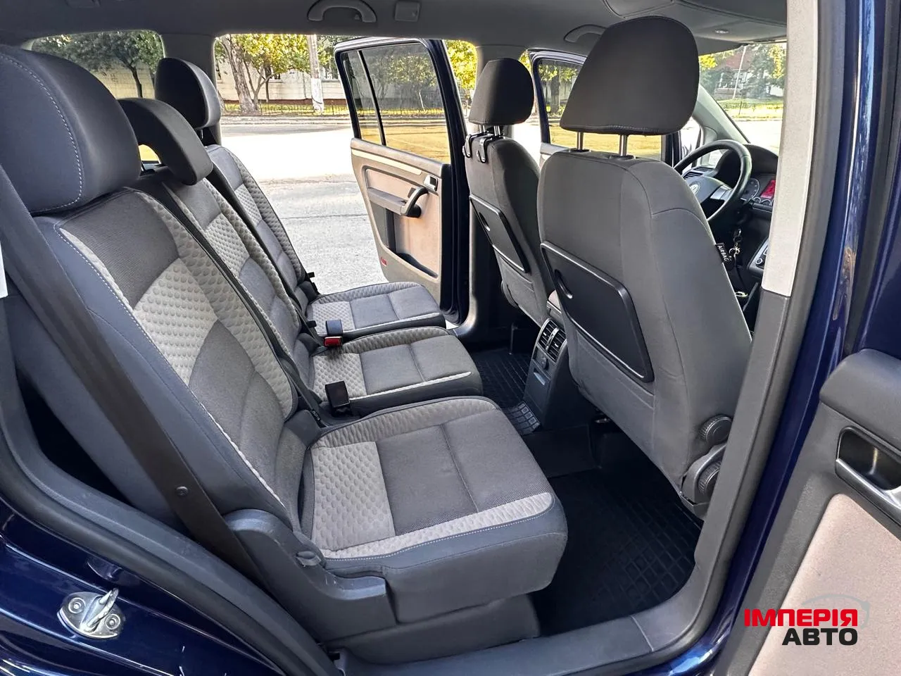 Volkswagen Touran - фото 32