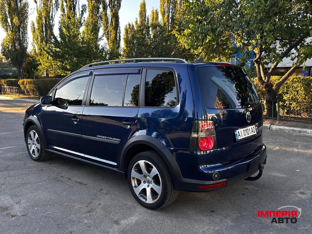 Volkswagen Touran - фото 14