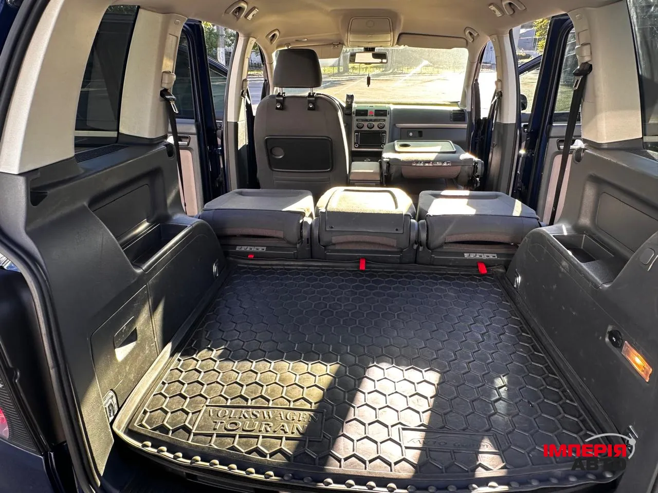 Volkswagen Touran - фото 45