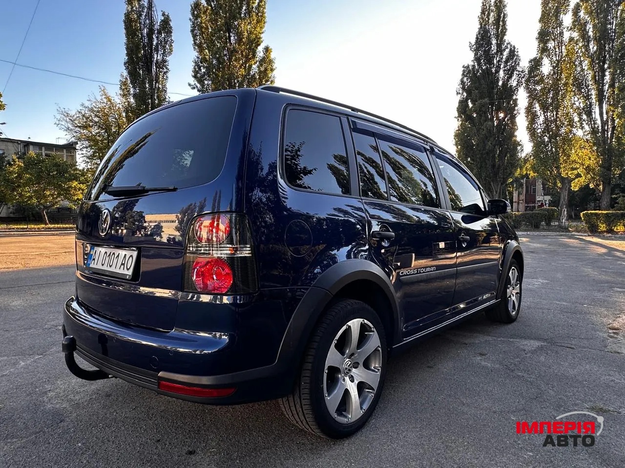 Volkswagen Touran - фото 9