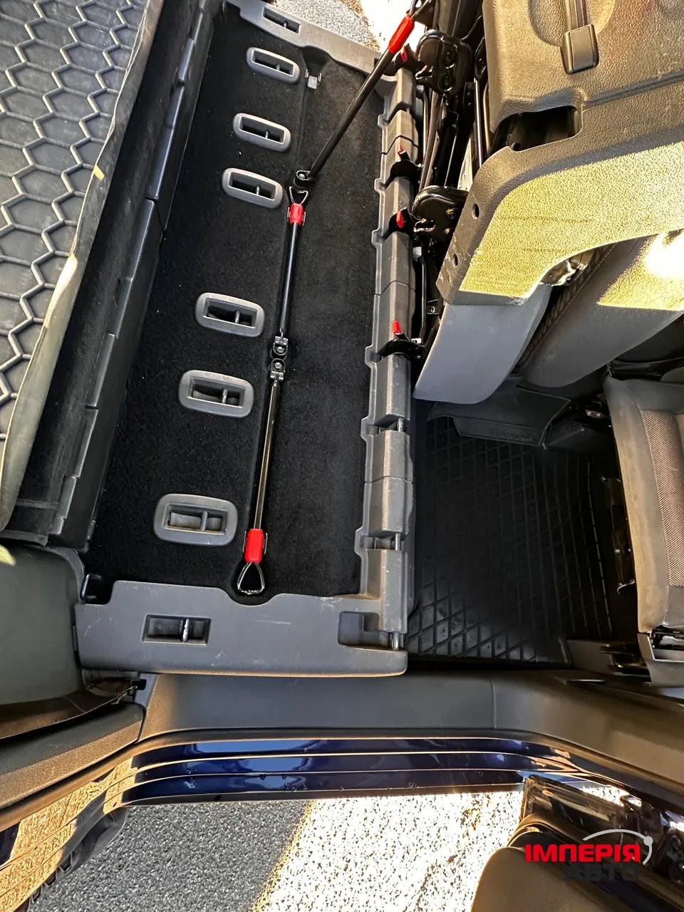 Volkswagen Touran - фото 46