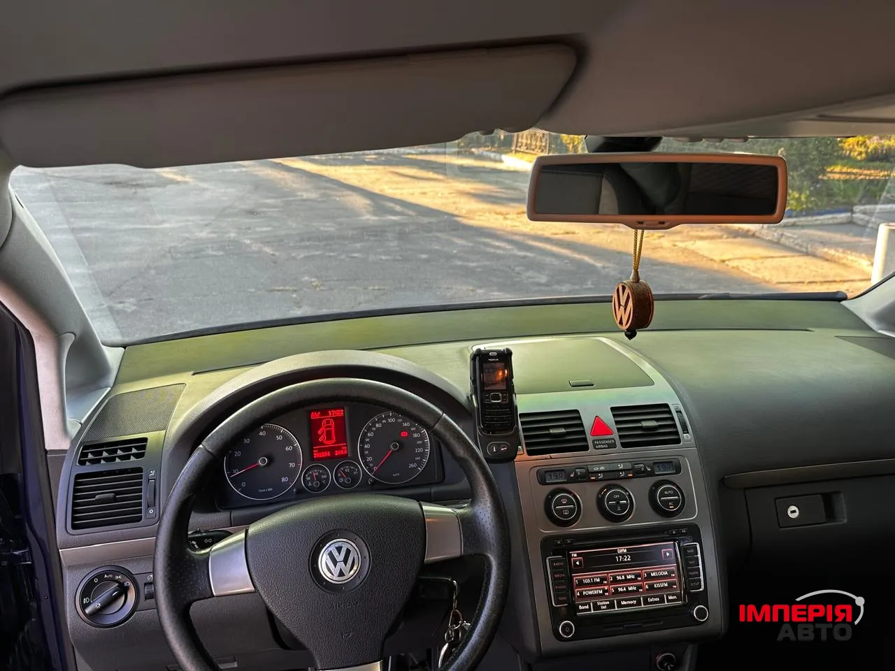 Volkswagen Touran - фото 15