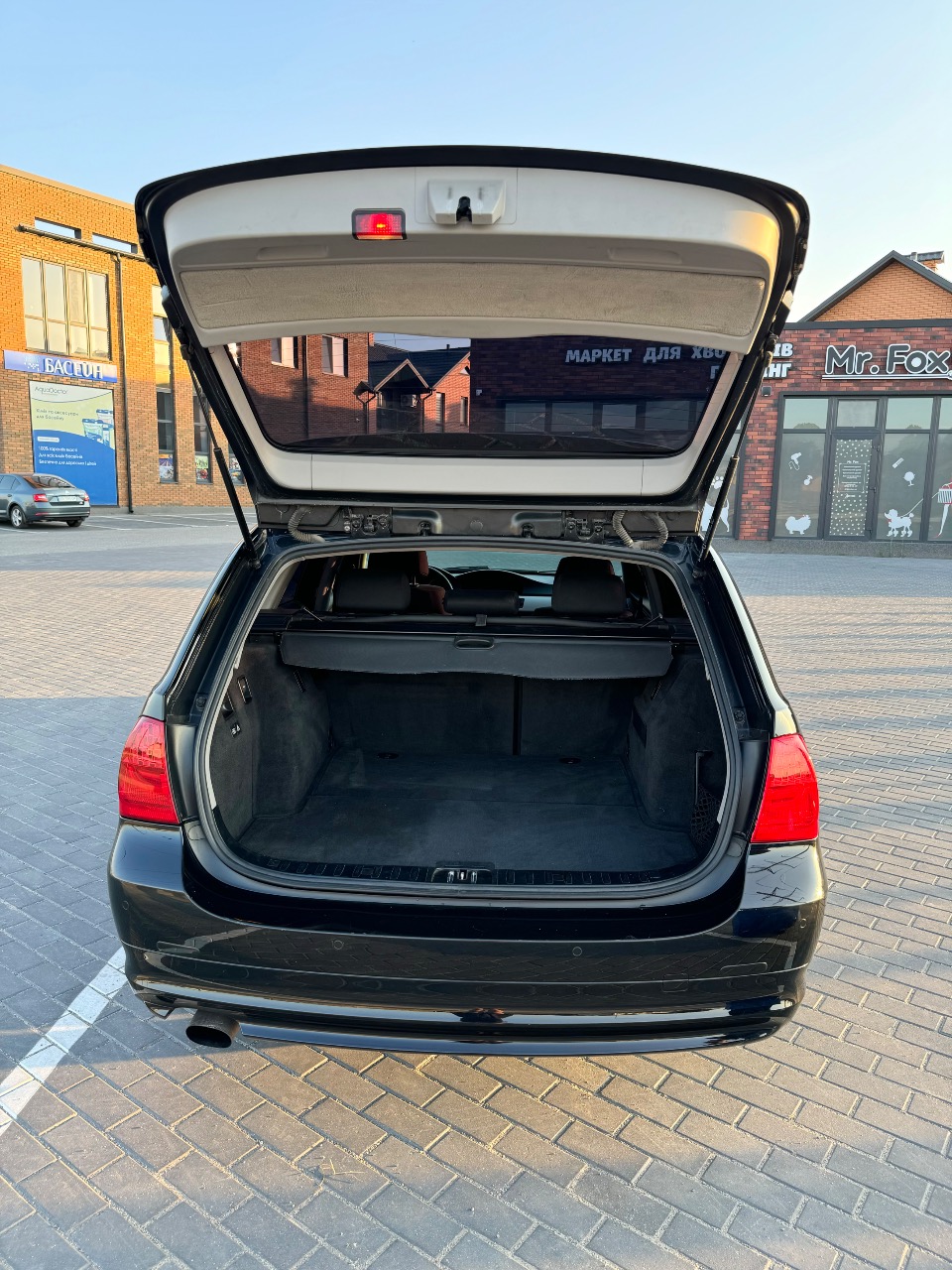 BMW 3 серії - фото 1