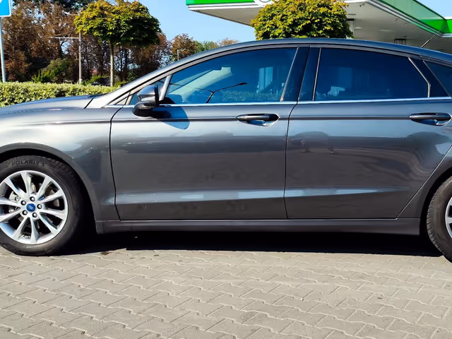 Ford Fusion (North America) - зображення 3