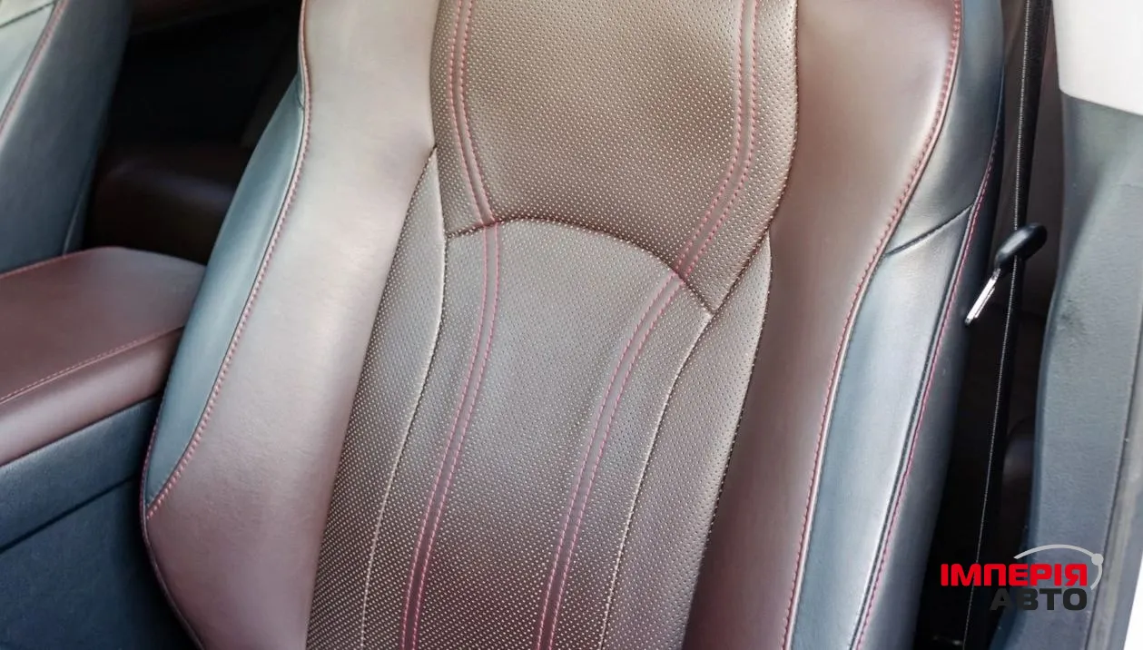 Lexus RX - фото 21