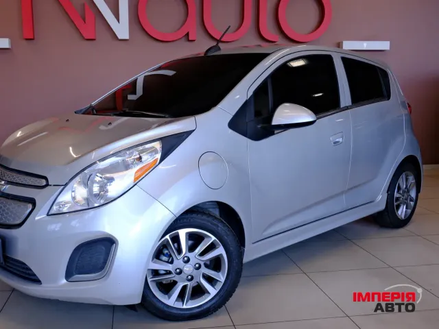 Chevrolet Spark - фото 2
