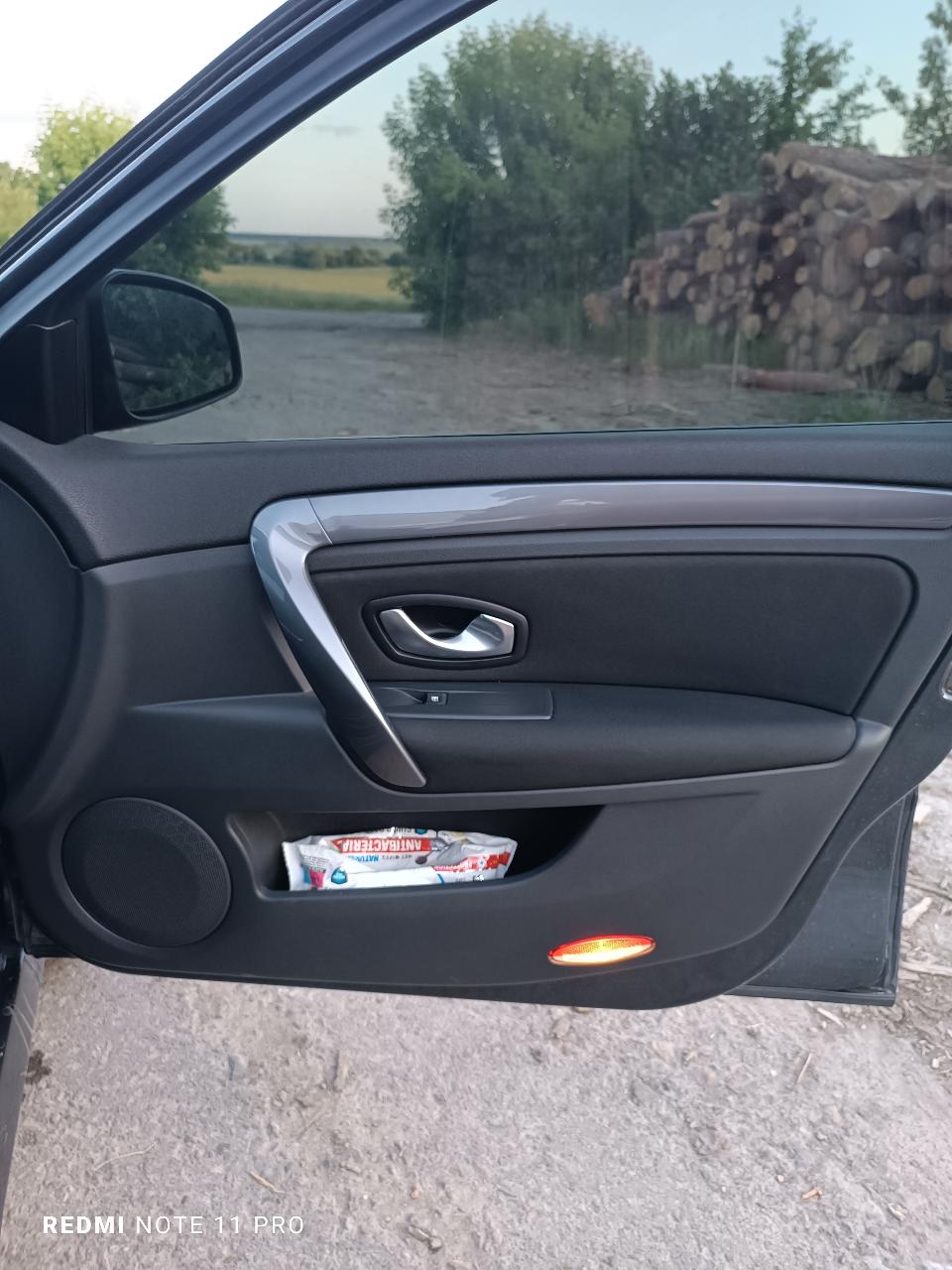 Renault Laguna - фото 19