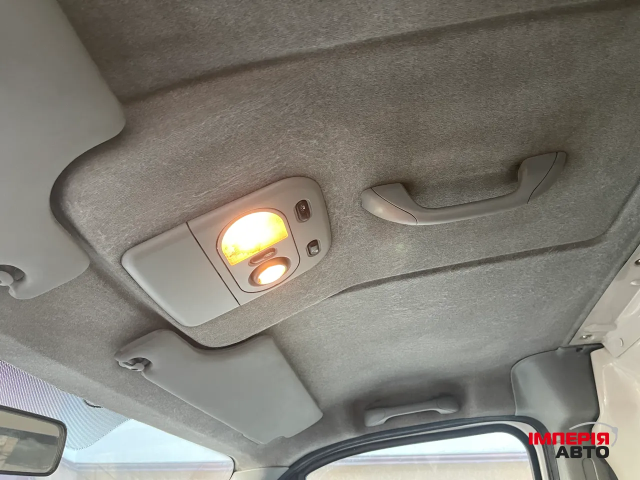 Renault Trafic - фото 22