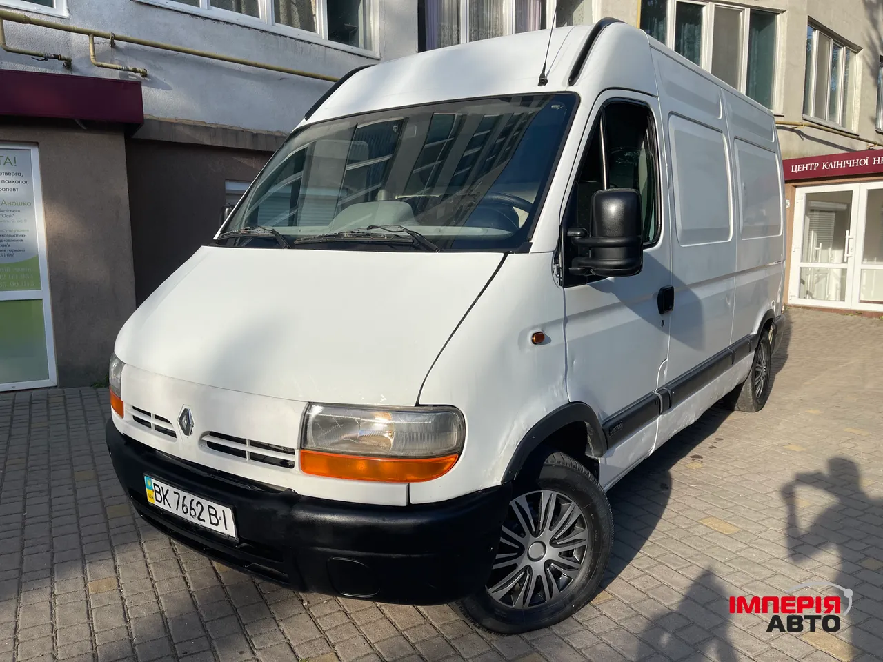 Renault Trafic - фото 1