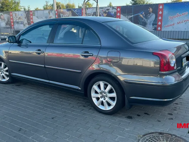 Toyota Avensis - зображення 3