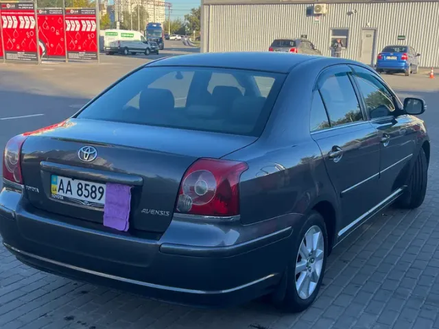 Toyota Avensis - зображення 5