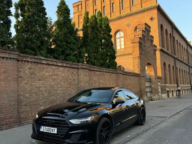 Audi A7 - фото 5
