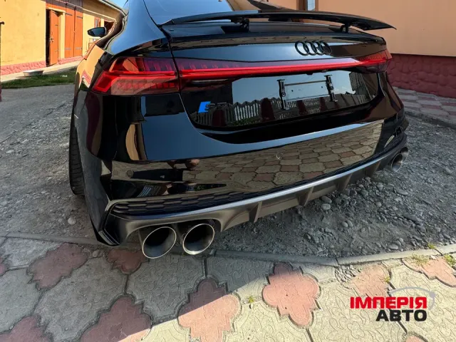Audi A7 - фото 2