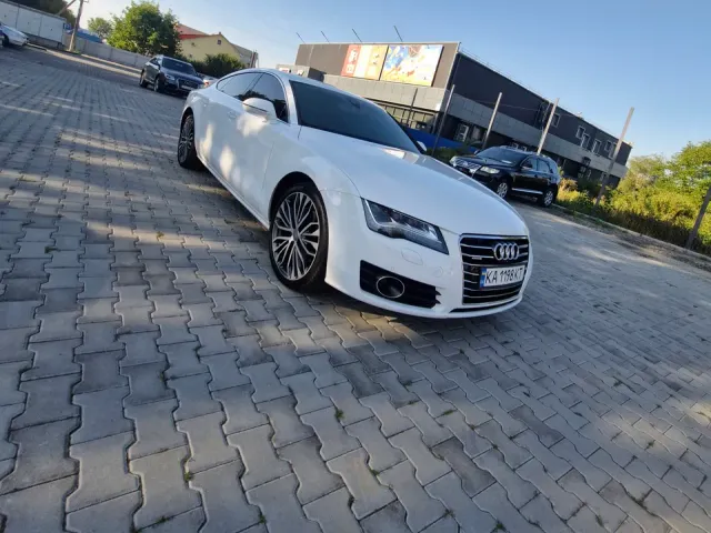 Audi A7 - фото 2