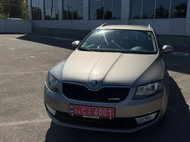 Skoda Octavia - фото 4