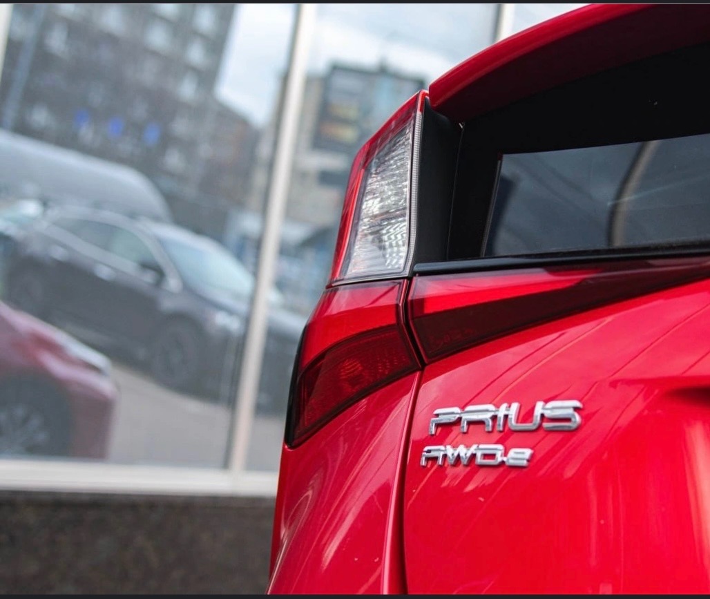 Toyota Prius - фото 11