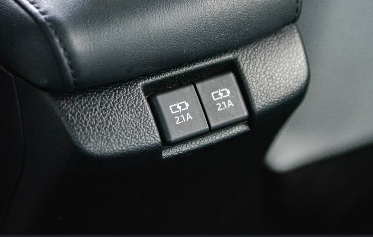 Toyota Prius - фото 14