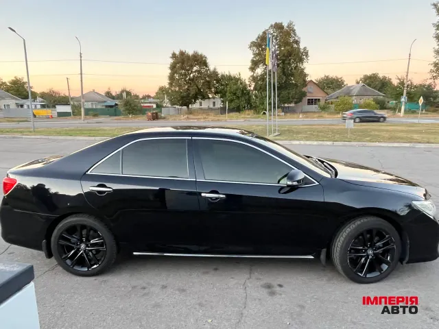 Toyota Camry - зображення 2