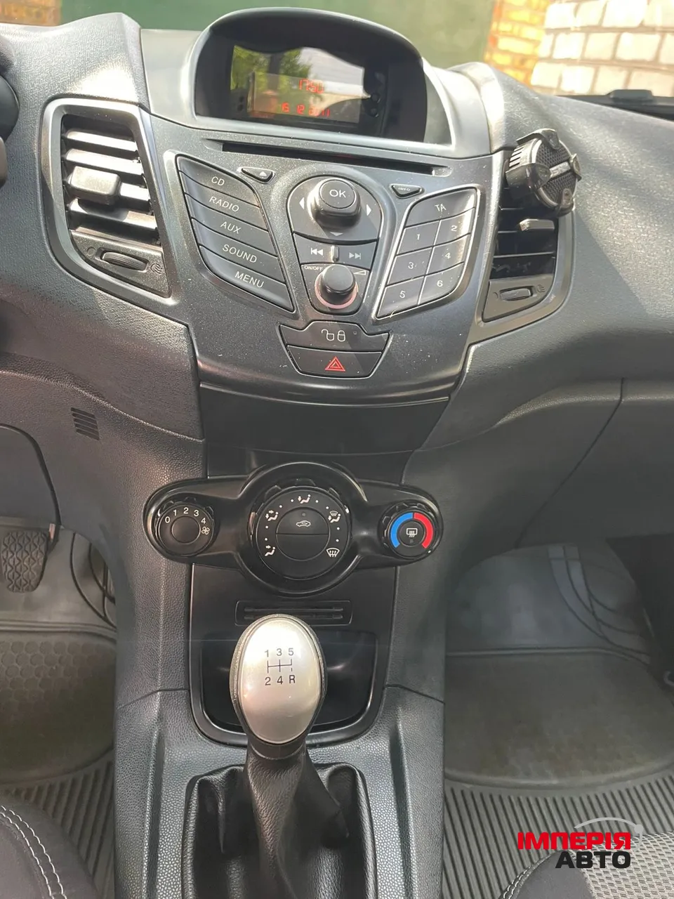 Ford Fiesta - фото 14