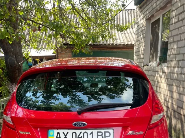 Ford Fiesta - фото 2