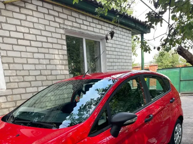 Ford Fiesta - фото 4