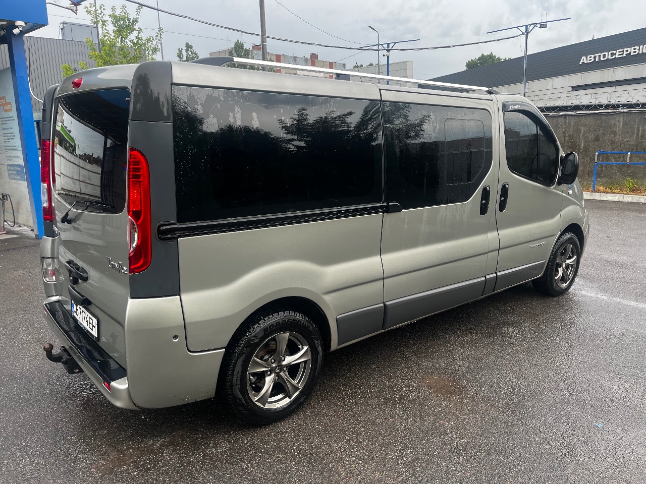 Renault Trafic - фото 10