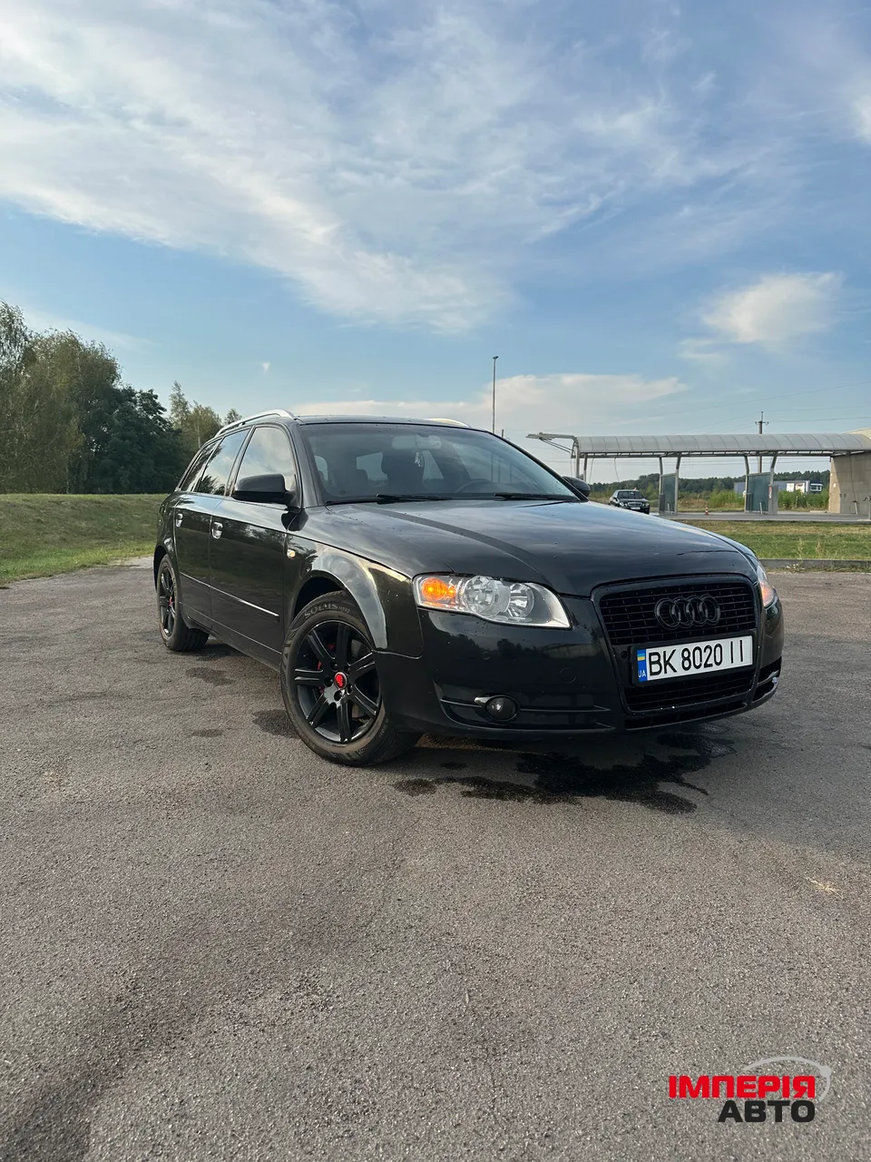 Audi A4 - фото 1