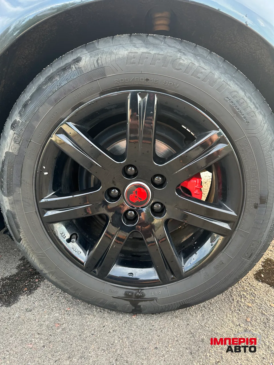 Audi A4 - фото 8