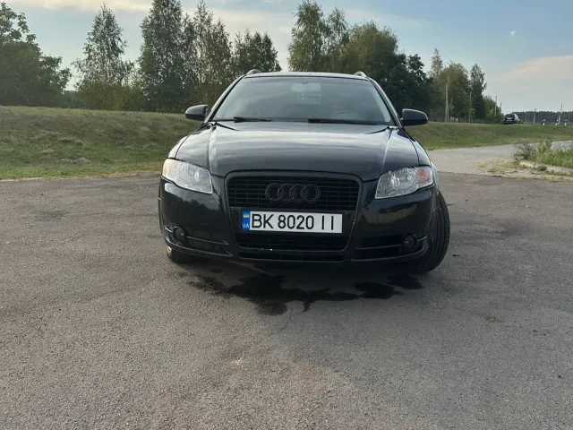 Audi A4 - фото 3