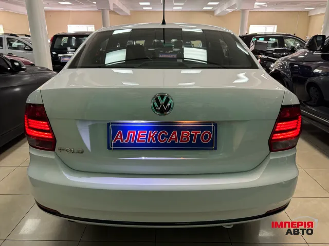 Volkswagen Polo - фото 5