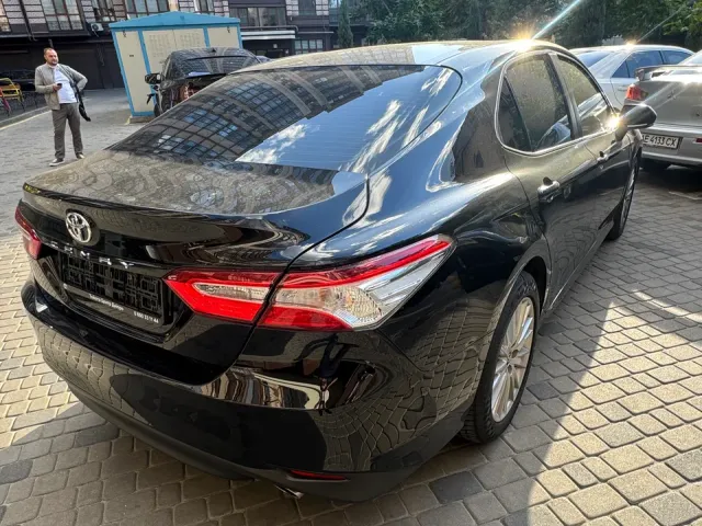 Toyota Camry - зображення 3