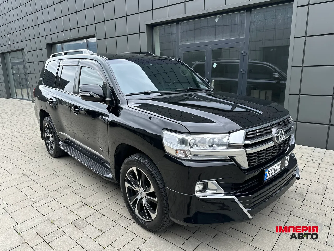 Toyota Land Cruiser - фото 3