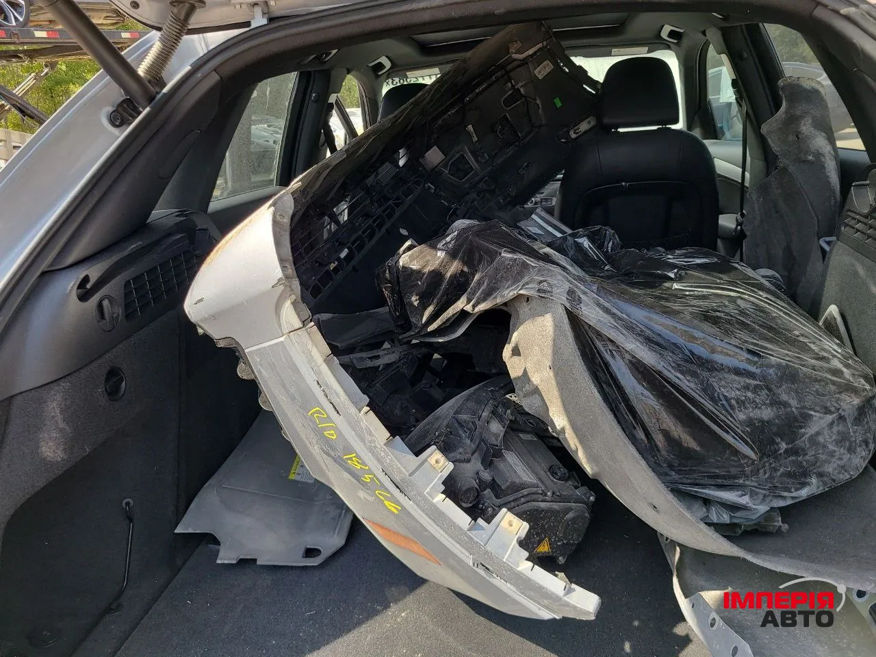 Audi Q3 - фото 12