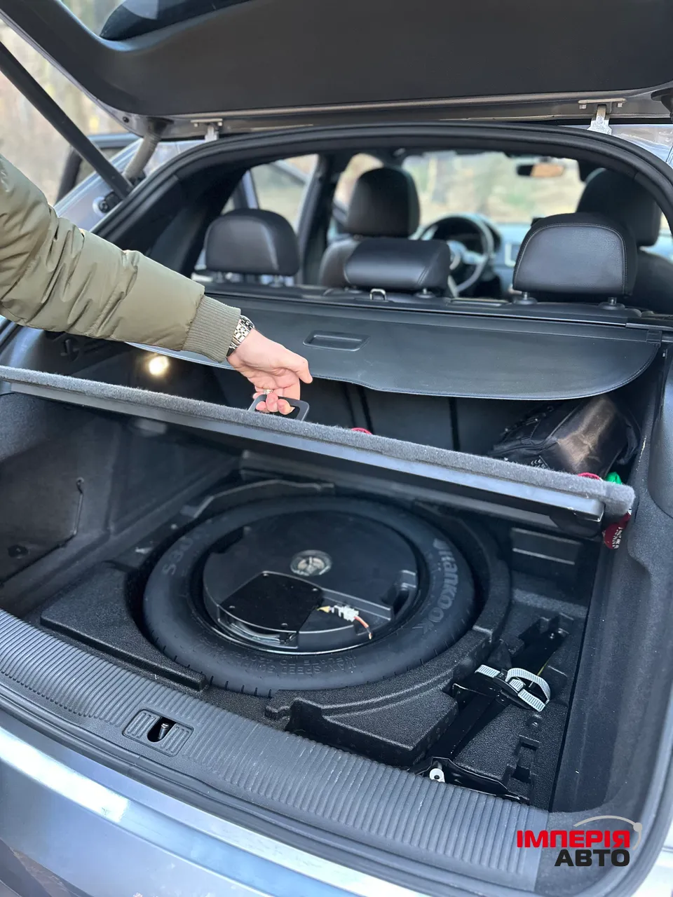 Audi Q3 - фото 11