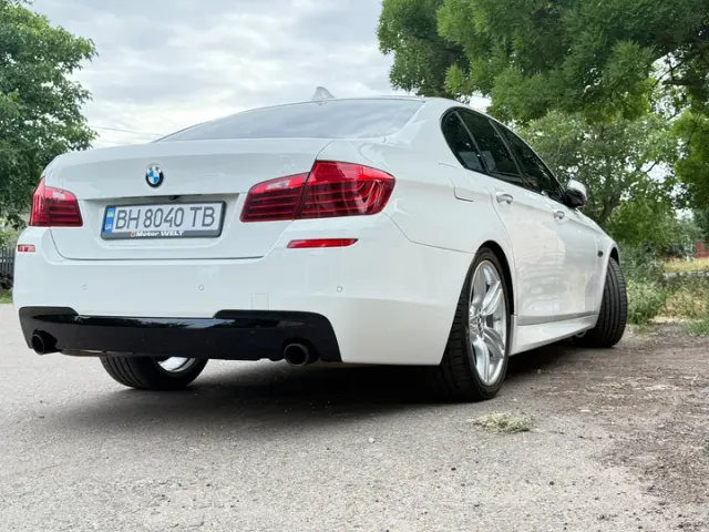 BMW 5 серії - фото 3