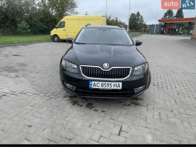 Skoda Octavia - фото 2
