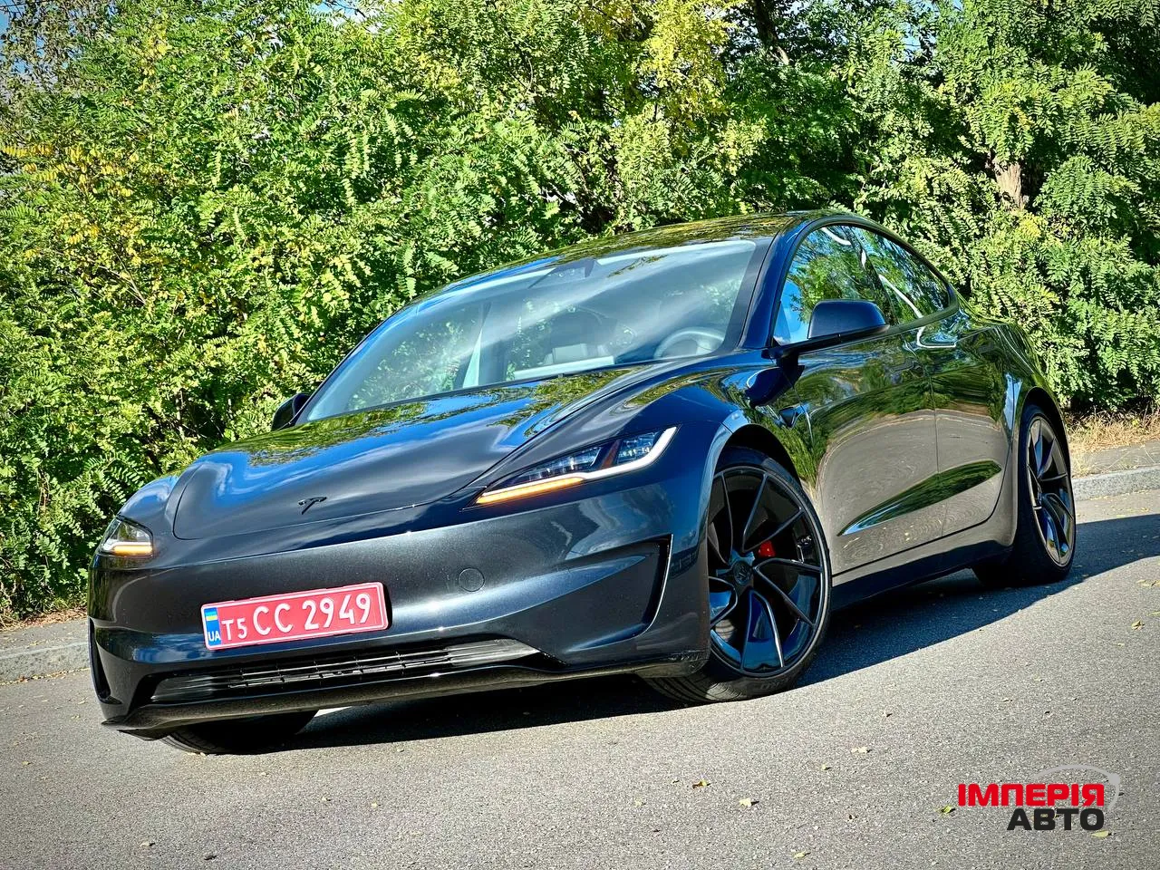 Tesla Model 3 - фото 3
