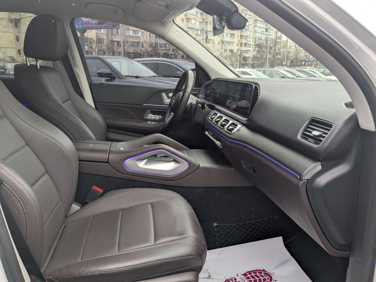 Mercedes-Benz GLE - фото 14