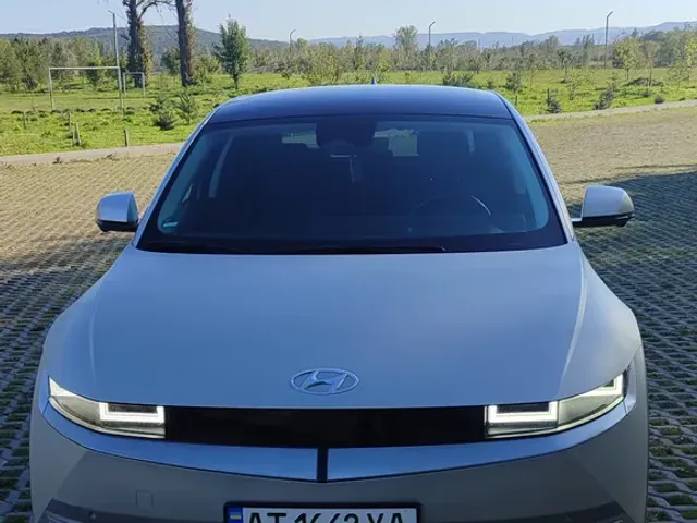Hyundai IONIQ 5 - фото 2