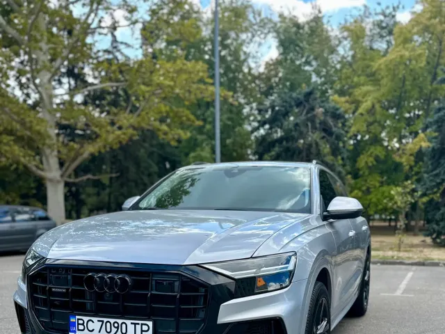 Audi Q8 - фото 3