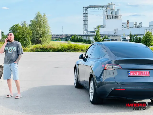 Tesla Model Y - фото 5