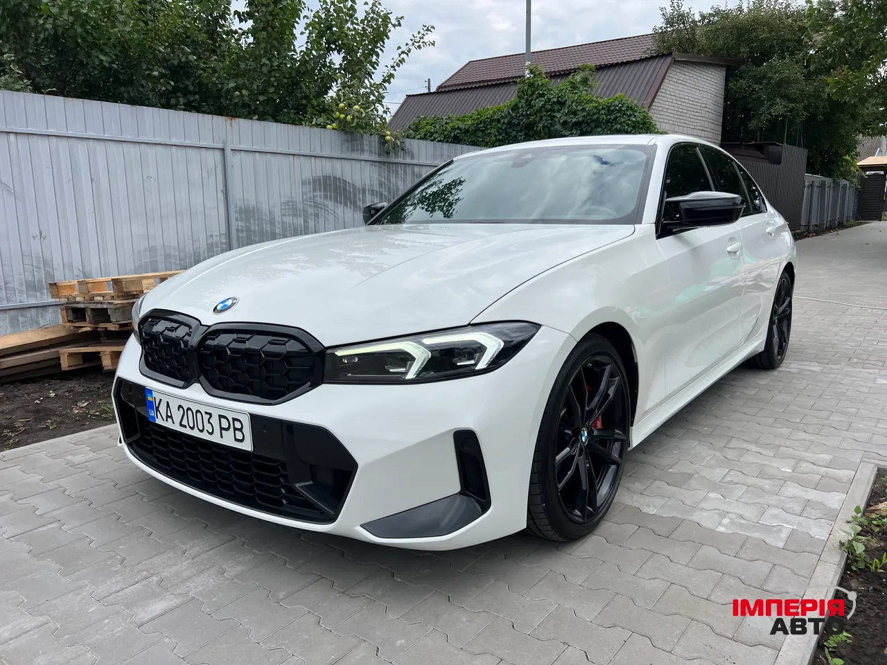 BMW 3 серії - фото 1