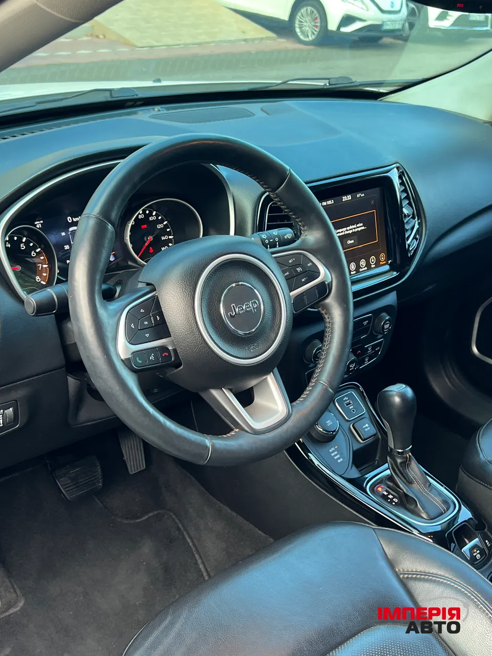 Jeep Compass - фото 8