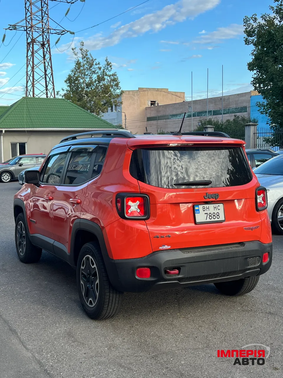 Jeep Renegade - фото 15