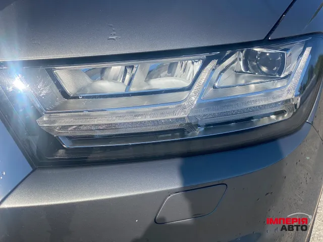 Audi Q7 - фото 2