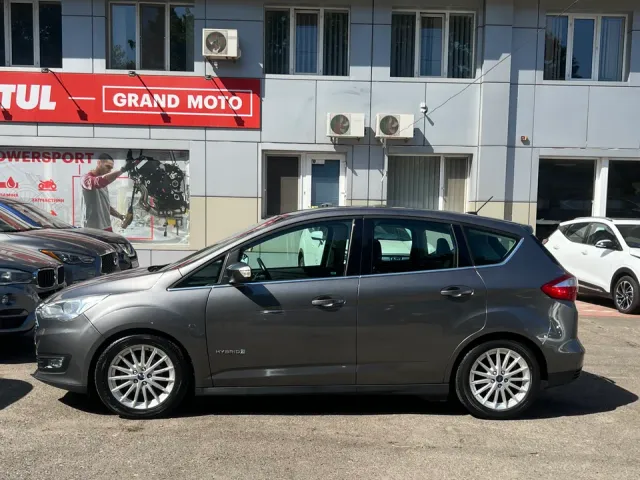 Ford C-MAX - фото 5